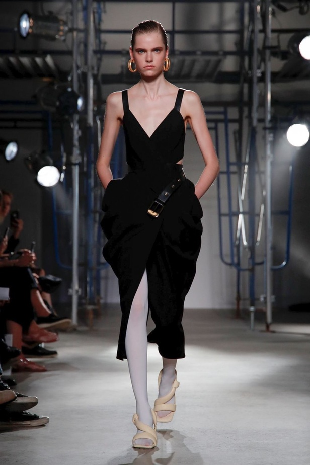 اسبوع الموضة في نيويورك 2019 عرض أزياء proenza schouler  ربيع وصيف 2020