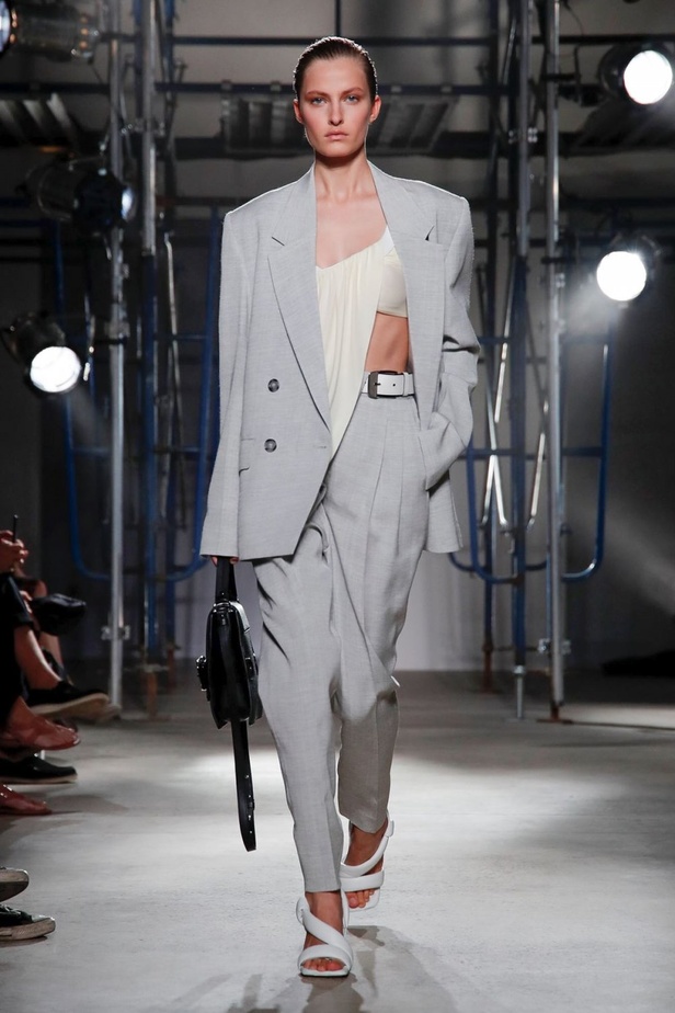 اسبوع الموضة في نيويورك 2019 عرض أزياء proenza schouler  ربيع وصيف 2020