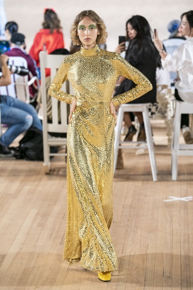 اسبوع الموضة في نيويورك 2019 عرض مجموعة  marc jacobs ربيع وصيف 2020