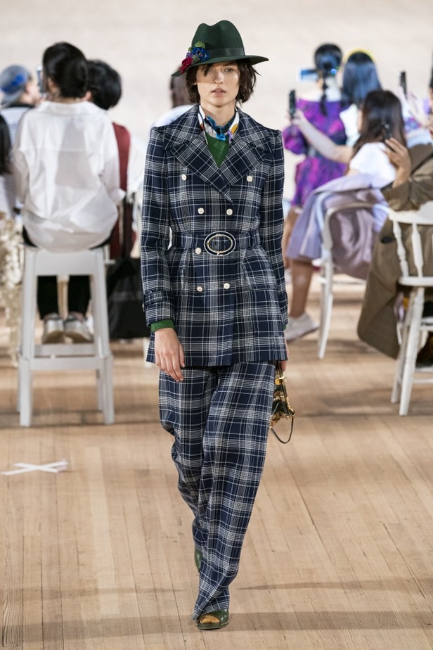 اسبوع الموضة في نيويورك 2019 عرض مجموعة  marc jacobs ربيع وصيف 2020