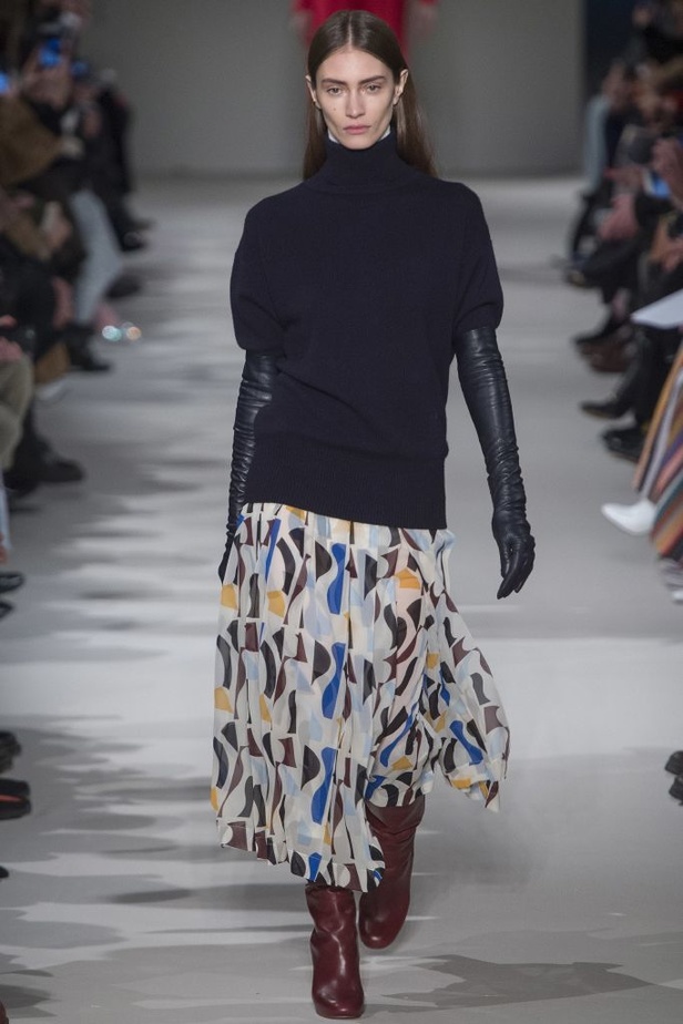 مجموعة فيكتوريا بيكهام للألبسة الجاهزة لخريف و شتاء 2017