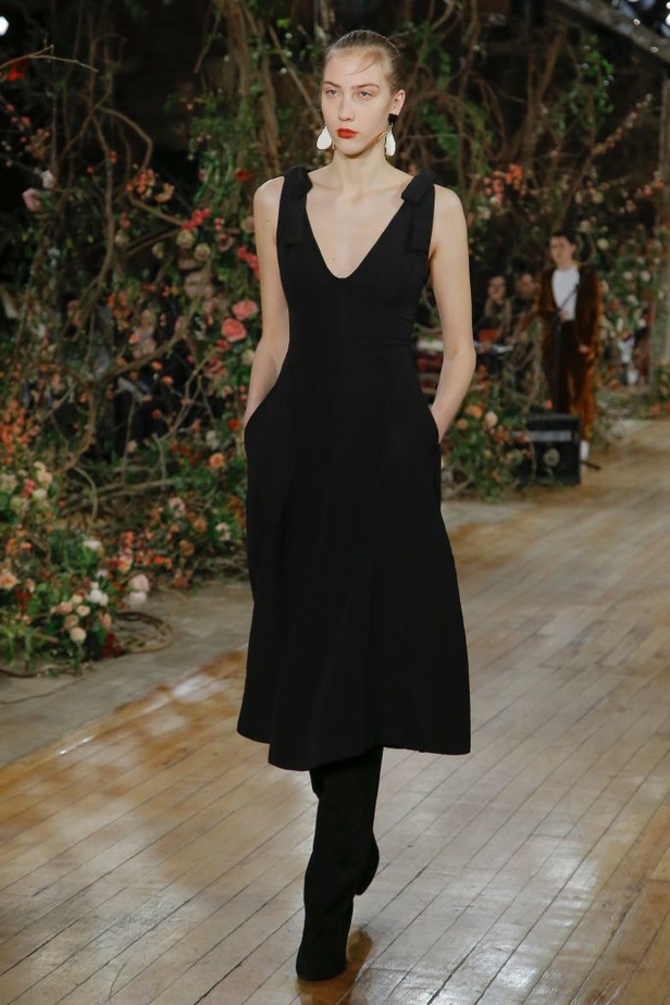 مجموعة أولا جونسون للألبسة الجاهزة لخريف و شتاء 2017-2018