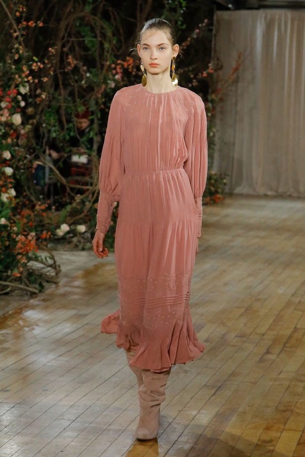 مجموعة أولا جونسون للألبسة الجاهزة لخريف و شتاء 2017-2018