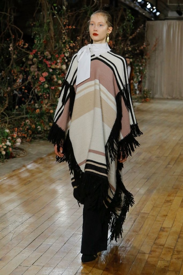 مجموعة أولا جونسون للألبسة الجاهزة لخريف و شتاء 2017-2018