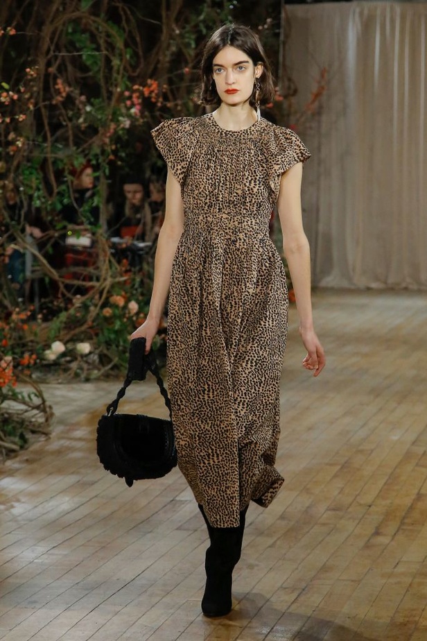 مجموعة أولا جونسون للألبسة الجاهزة لخريف و شتاء 2017-2018