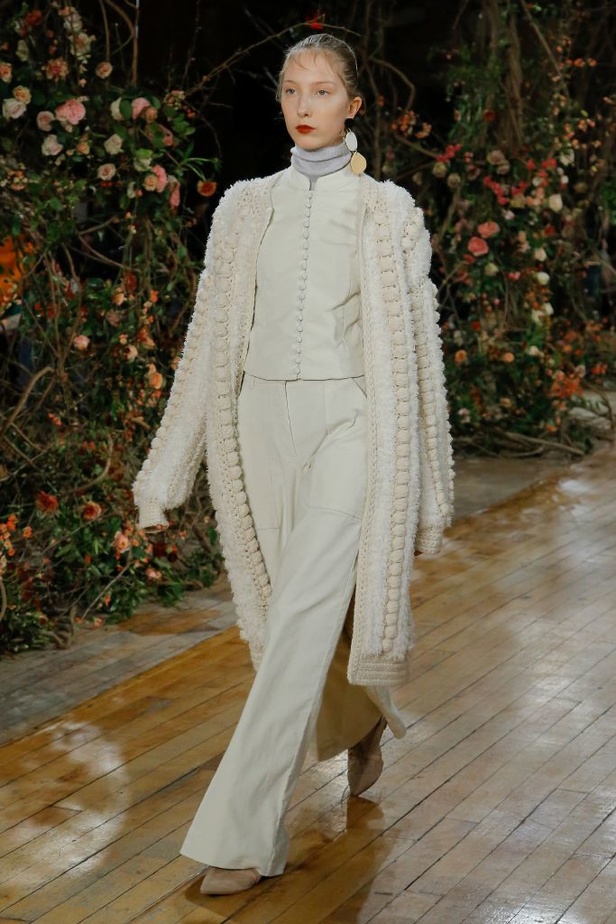 مجموعة أولا جونسون للألبسة الجاهزة لخريف و شتاء 2017-2018