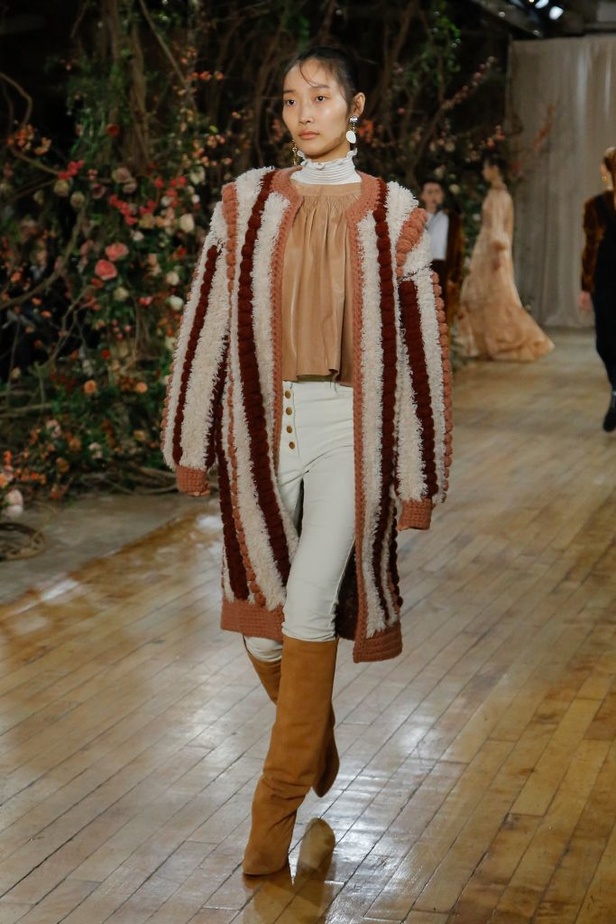 مجموعة أولا جونسون للألبسة الجاهزة لخريف و شتاء 2017-2018