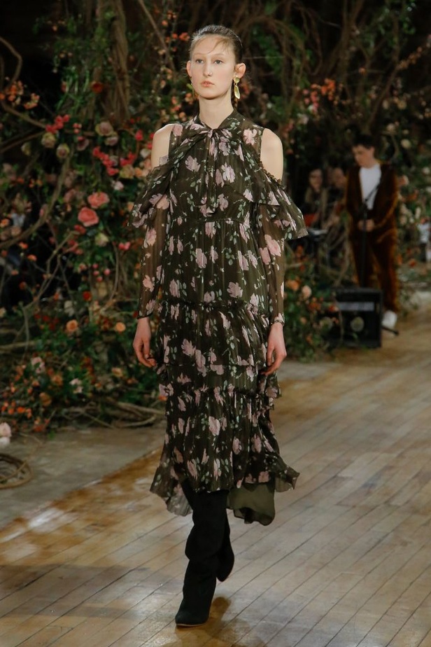 مجموعة أولا جونسون للألبسة الجاهزة لخريف و شتاء 2017-2018