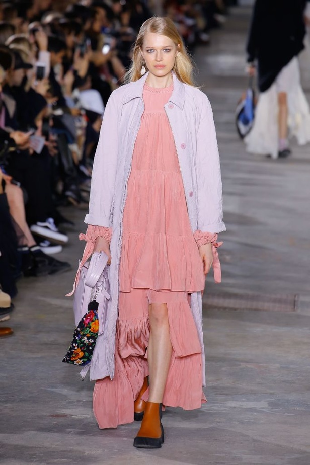 عرض أزياء 3.1 Phillip Lim لخريف وشتاء ٢٠١٨ !