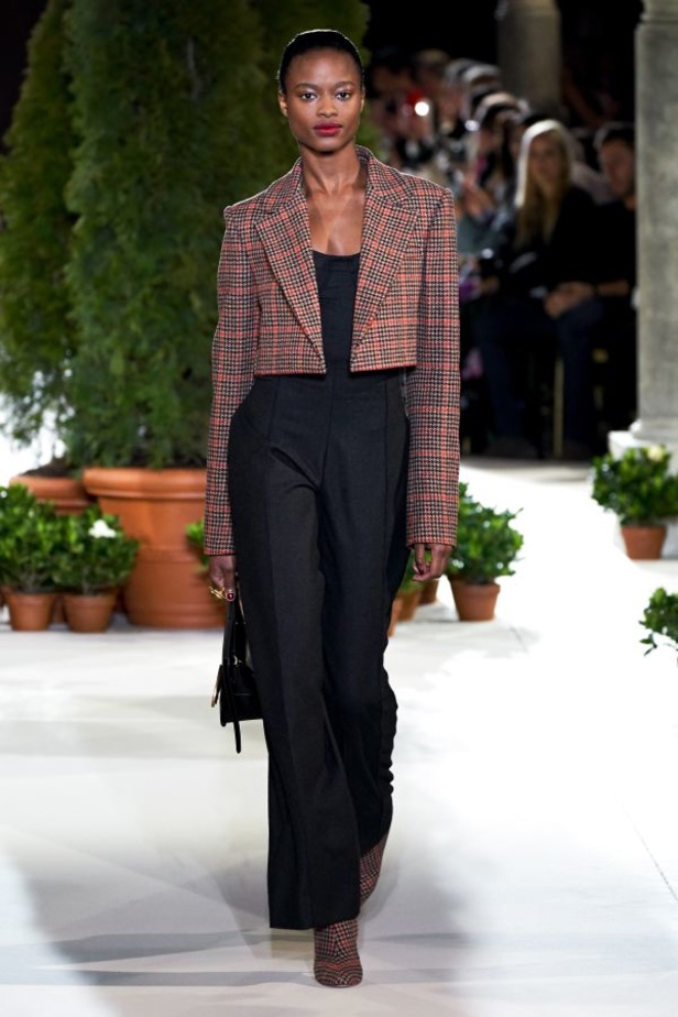 مجموعة Oscar de la Renta لخريف 2019