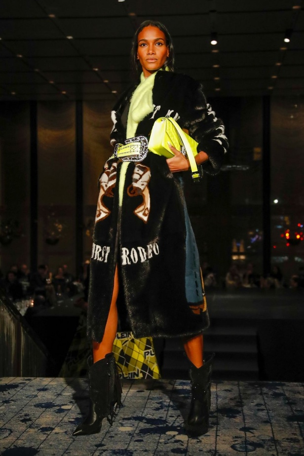 عرض أزياء فيليب بلاين لخريف وشتاء 2019 