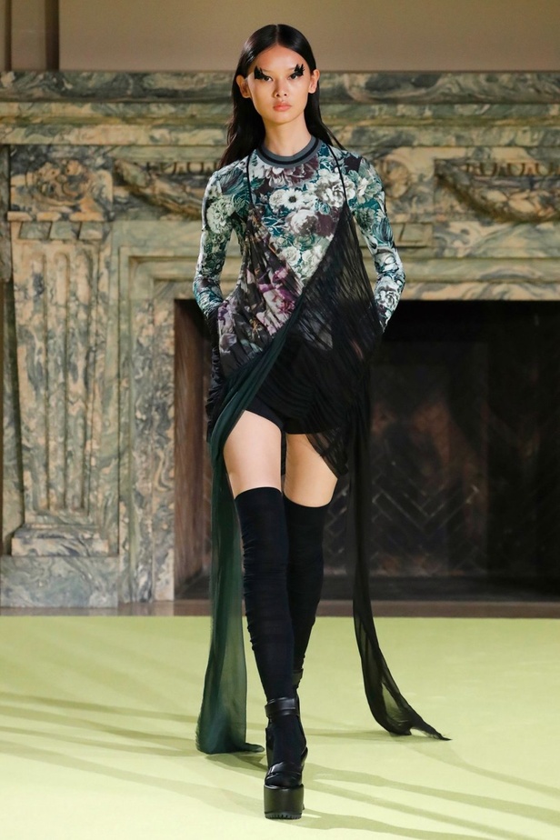 عرض أزياء VERA WANG لخريف وشتاء2020/2021 بنيويورك 