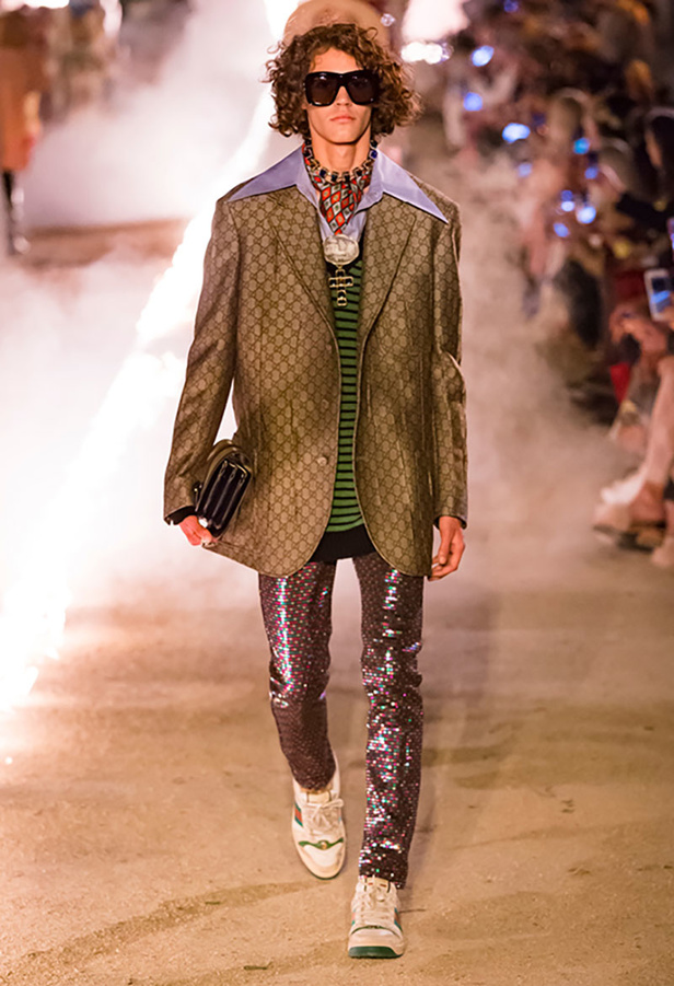 مجموعة Gucci كروز 2019.. مزج بين الأزياء المدنية الرياضية والتصاميم القوطية والدينية