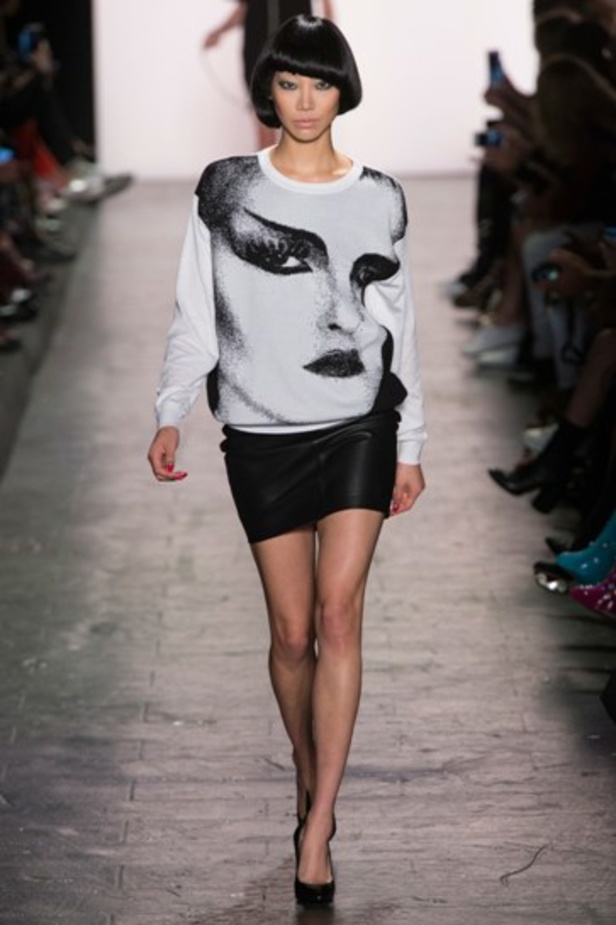 مجموعة Jeremy Scott لربيع وصيف ٢٠١٧ !