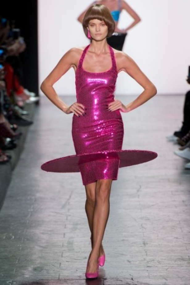 مجموعة Jeremy Scott لربيع وصيف ٢٠١٧ !