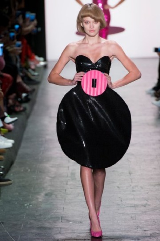 مجموعة Jeremy Scott لربيع وصيف ٢٠١٧ !