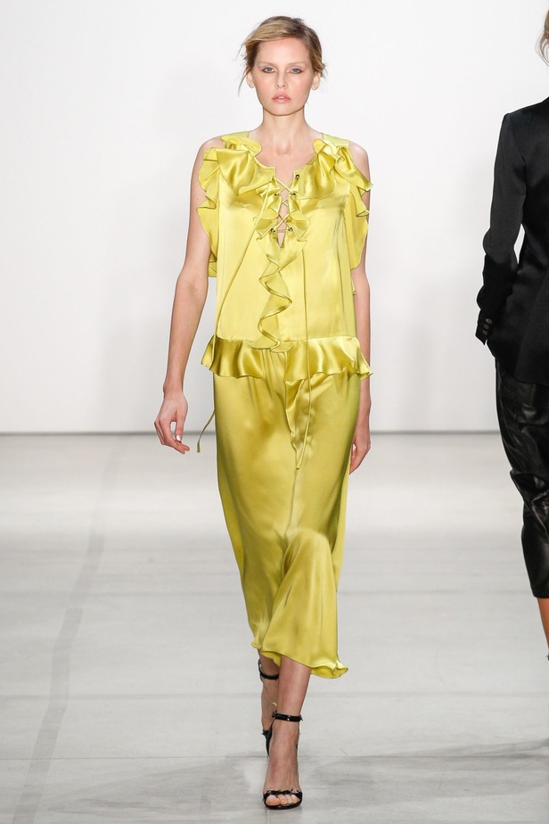 مجموعة ماريسا ويب لموسم ربيع وصيف 2017