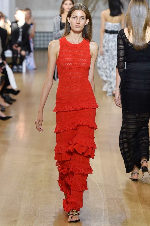 مجموعة اوسكار دي لا رنتا لموسم ربيع وصيف 2017