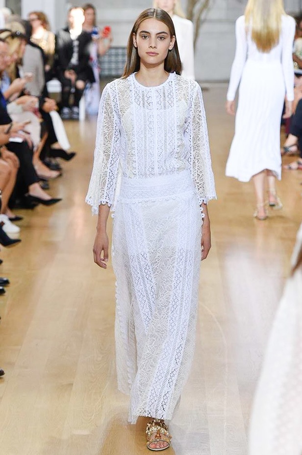 مجموعة اوسكار دي لا رنتا لموسم ربيع وصيف 2017