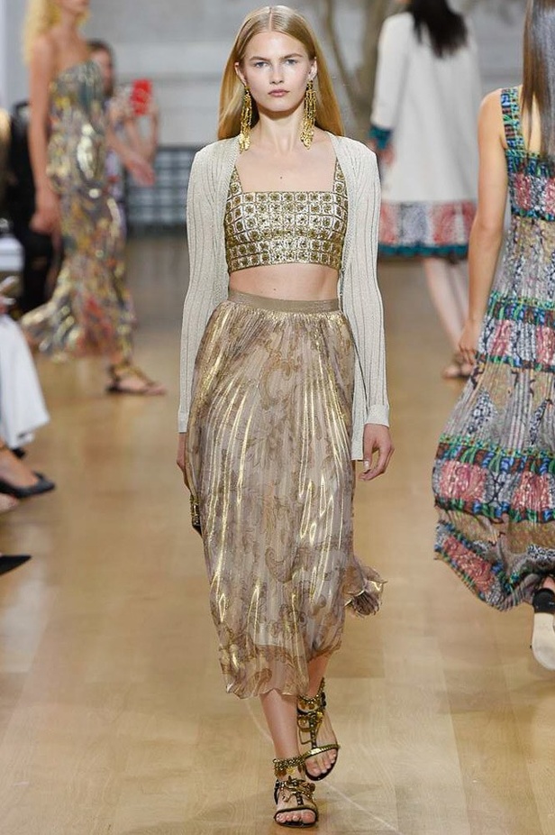 مجموعة اوسكار دي لا رنتا لموسم ربيع وصيف 2017