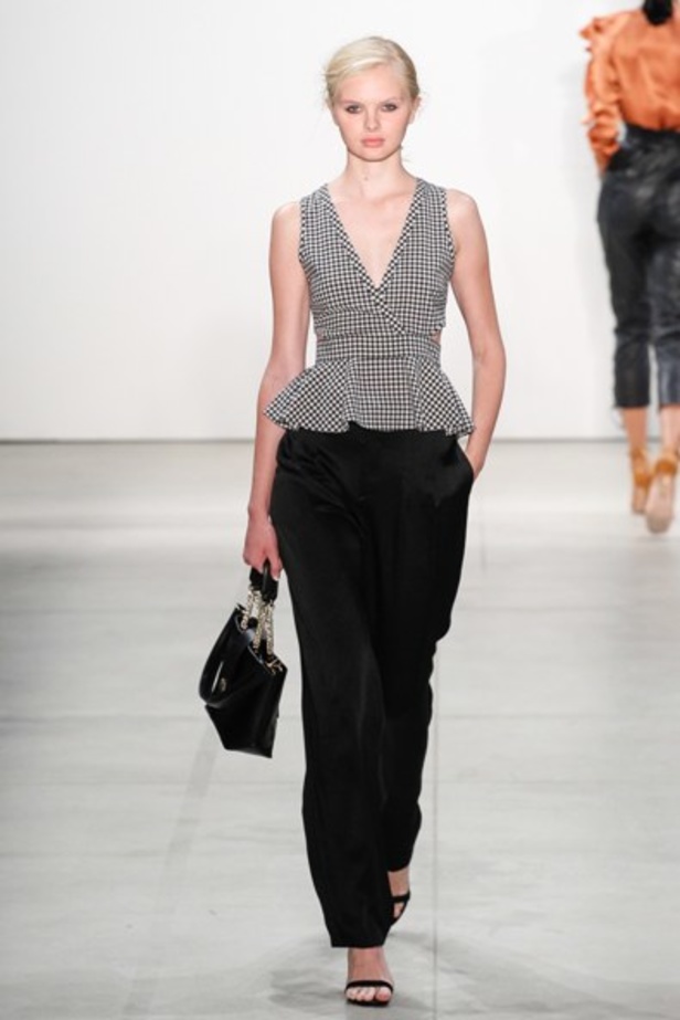 مجموعة ماريسا ويب لموسم ربيع وصيف 2017