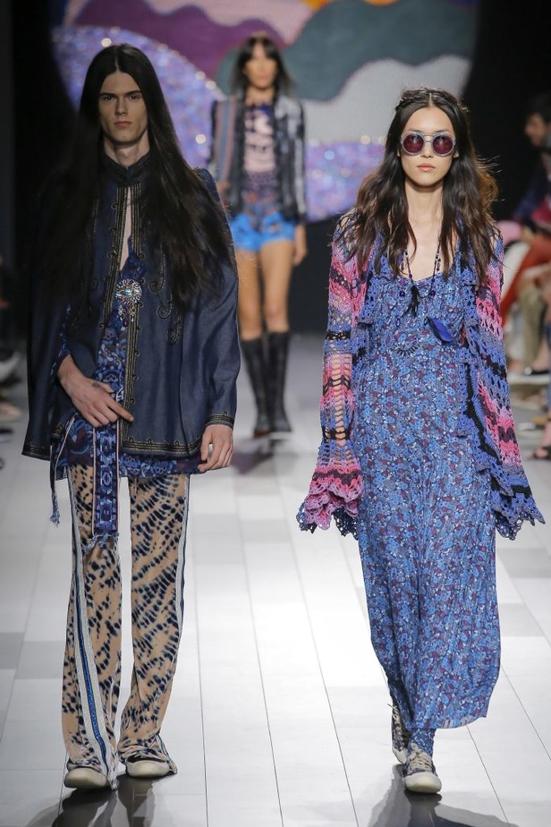 مجموعة Anna Sui لربيع وصيف 2018
