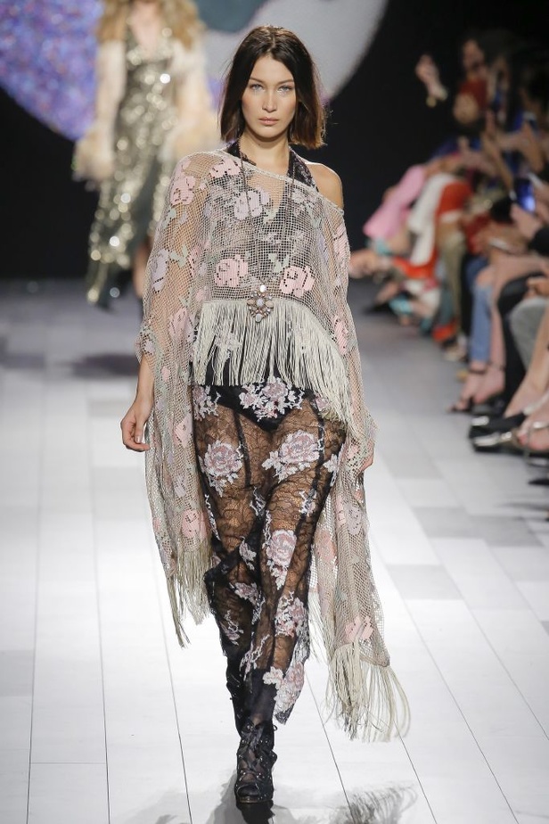 مجموعة Anna Sui لربيع وصيف 2018