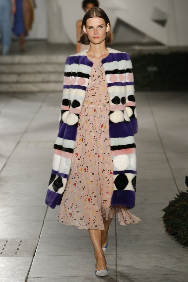 مجموعة كارولينا هيريرا لموسم ربيع وصيف 2018