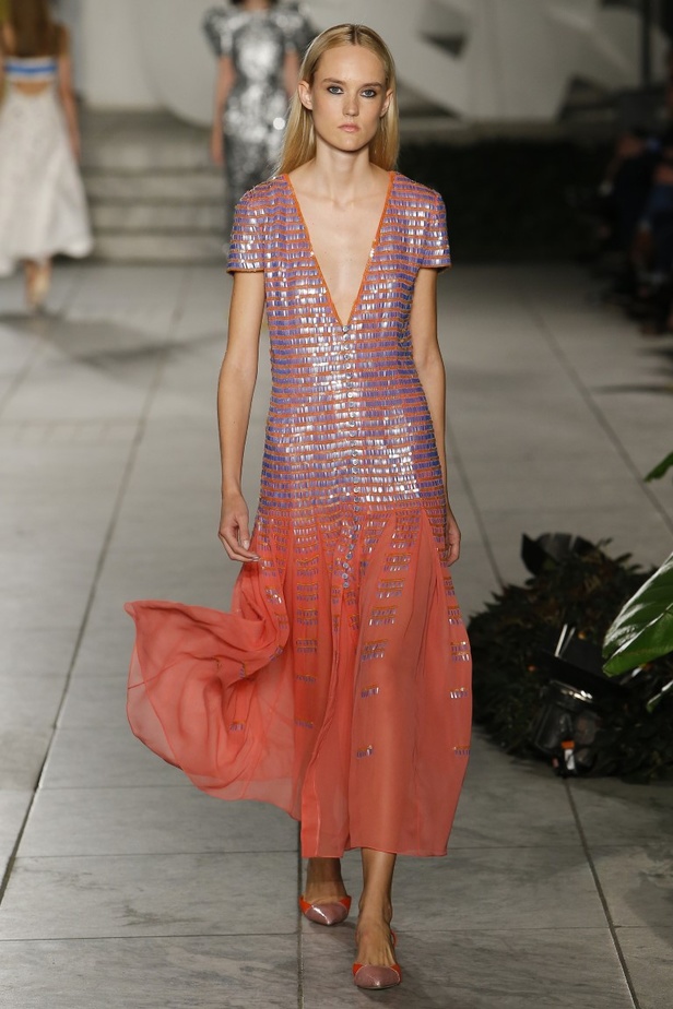 مجموعة كارولينا هيريرا لموسم ربيع وصيف 2018