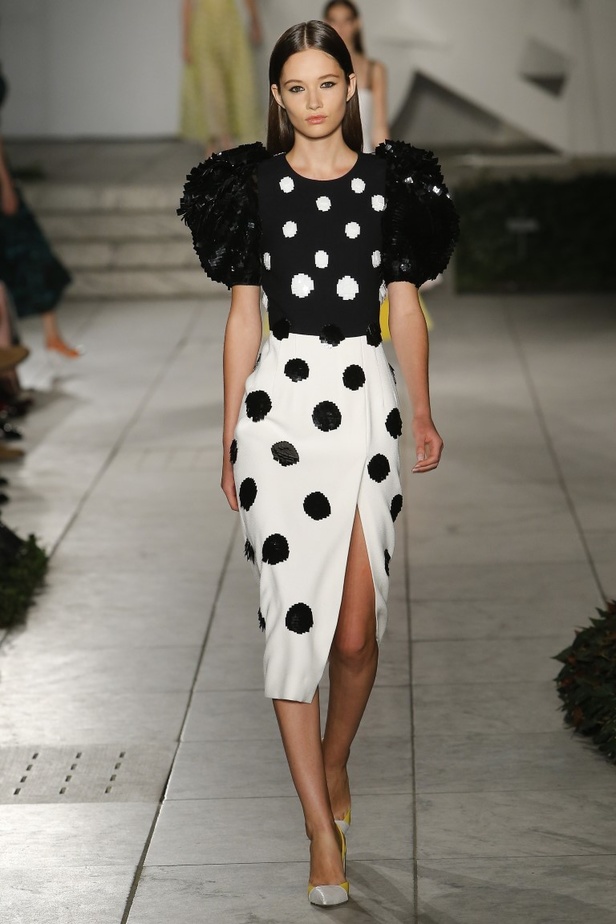 مجموعة كارولينا هيريرا لموسم ربيع وصيف 2018