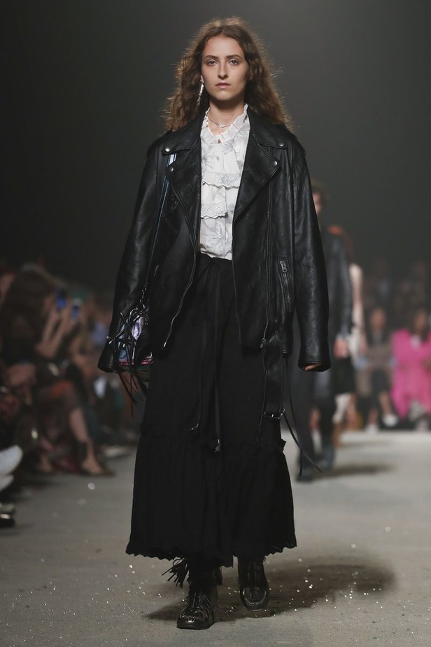 عرض ازياء كوتش لموسم ربيع وصيف 2019