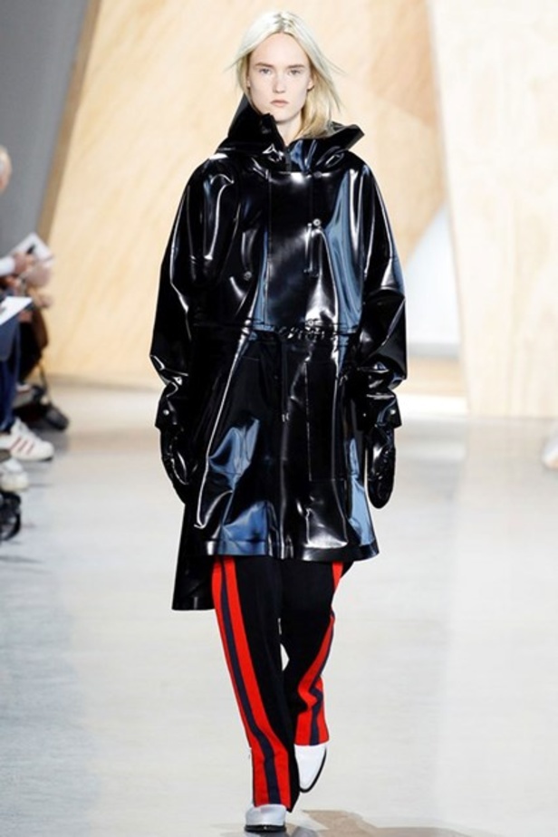 Lacoste مجموعة رياضية أنيقة 