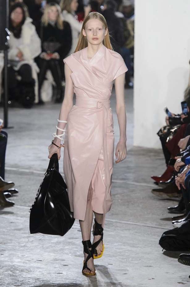  مجموعة Proenza Schouler لخريف وشتاء 2017