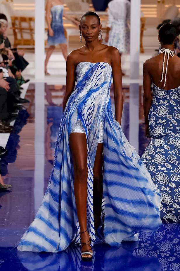 عرض أزياء رالف لورين مباشرة من أسبوع نيويورك للموضة