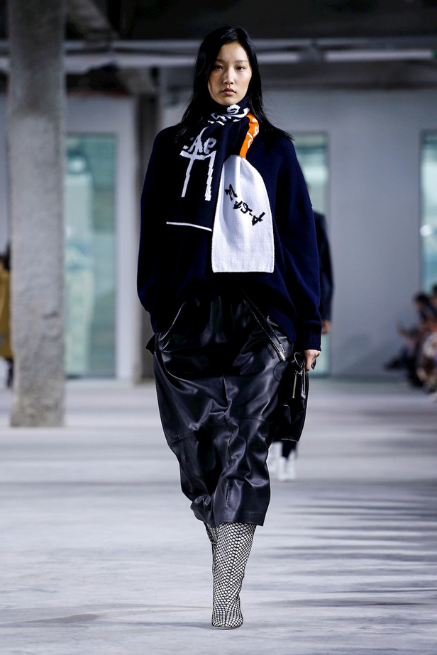 عرض أزياء تيبي لموسم خريف وشتاء 2018