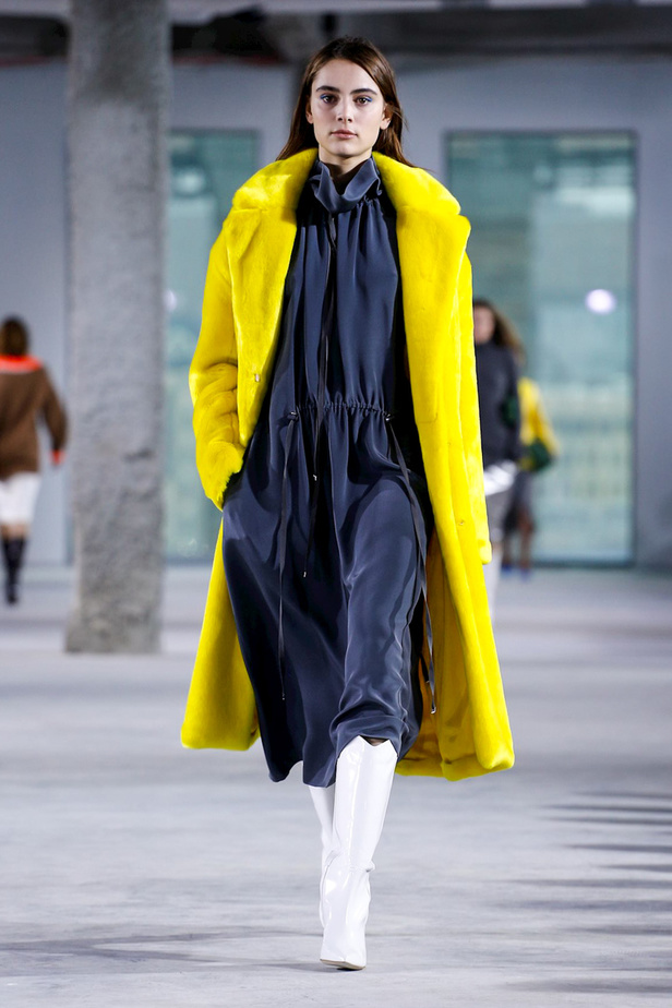 عرض أزياء تيبي لموسم خريف وشتاء 2018