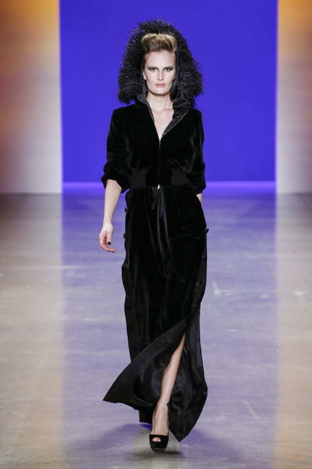 عرض أزياء Naeem Khan لخريف وشتاء ٢٠١٩ !