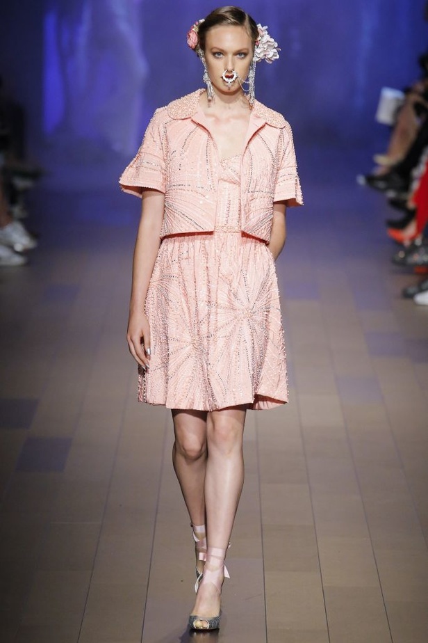 مجموعة نعيم خان Naeem Khan لربيع وصيف 2018