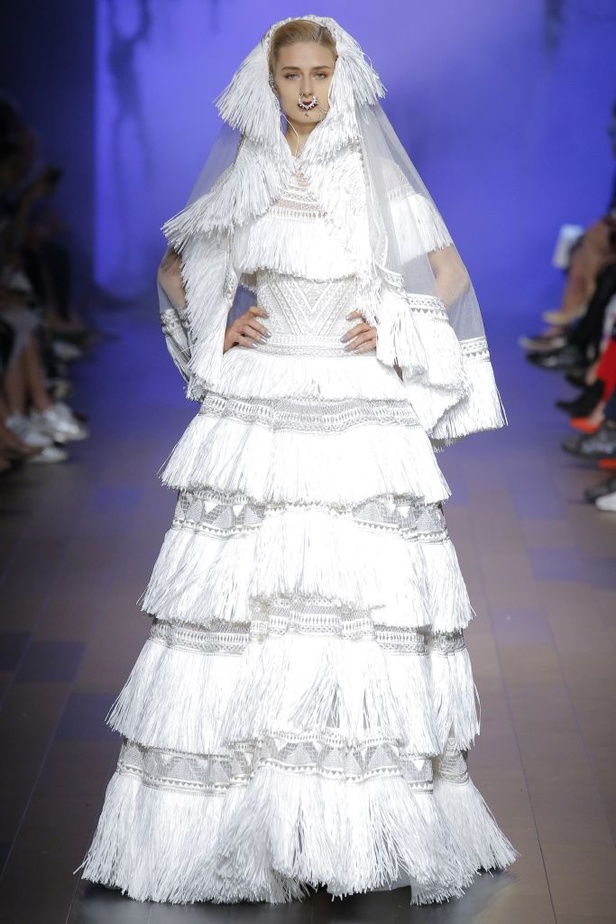 مجموعة نعيم خان Naeem Khan لربيع وصيف 2018