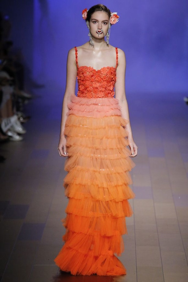 مجموعة نعيم خان Naeem Khan لربيع وصيف 2018