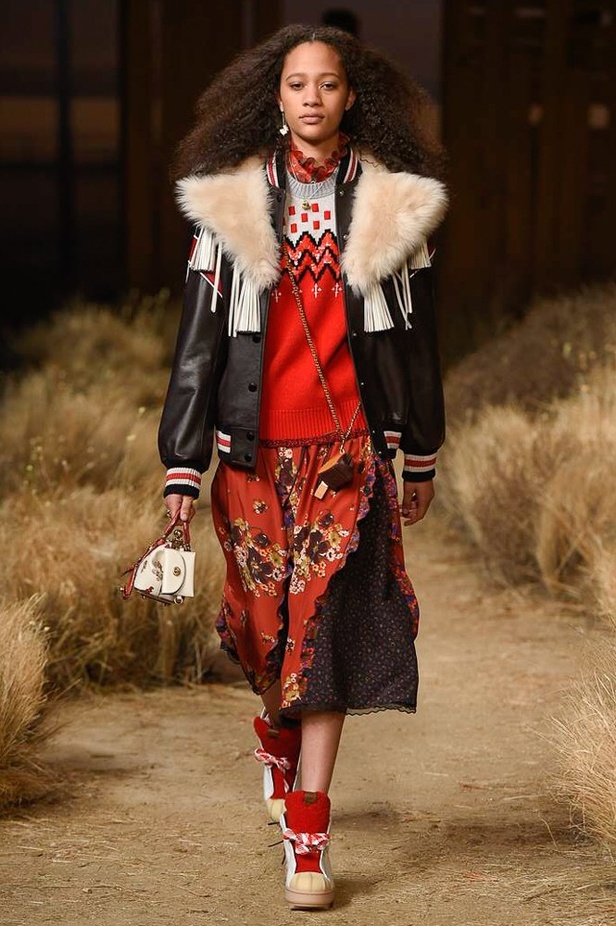 مجموعة Coach 1941  للأزياء الجاهزة  لخريف وشتاء ٢٠١٧ !