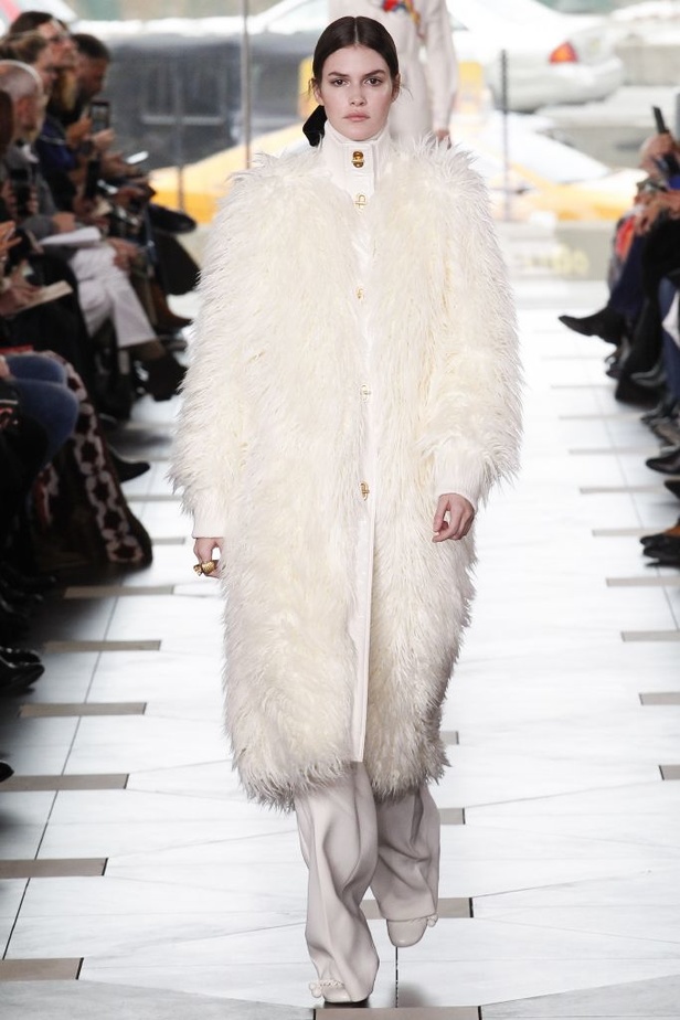 مجموعة توري بورش للألبسة الجاهزة لخريف و شتاء 2017