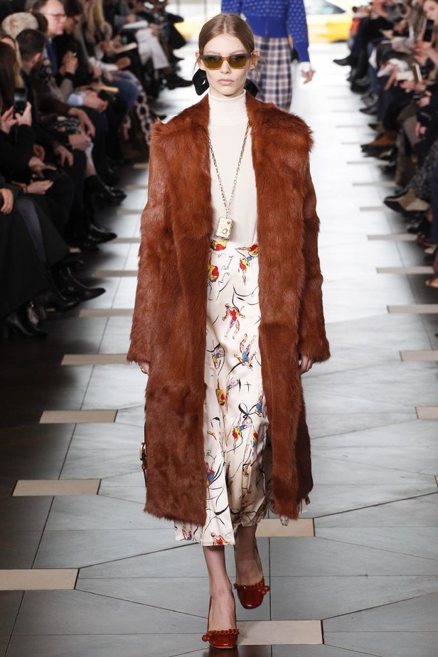 مجموعة توري بورش للألبسة الجاهزة لخريف و شتاء 2017