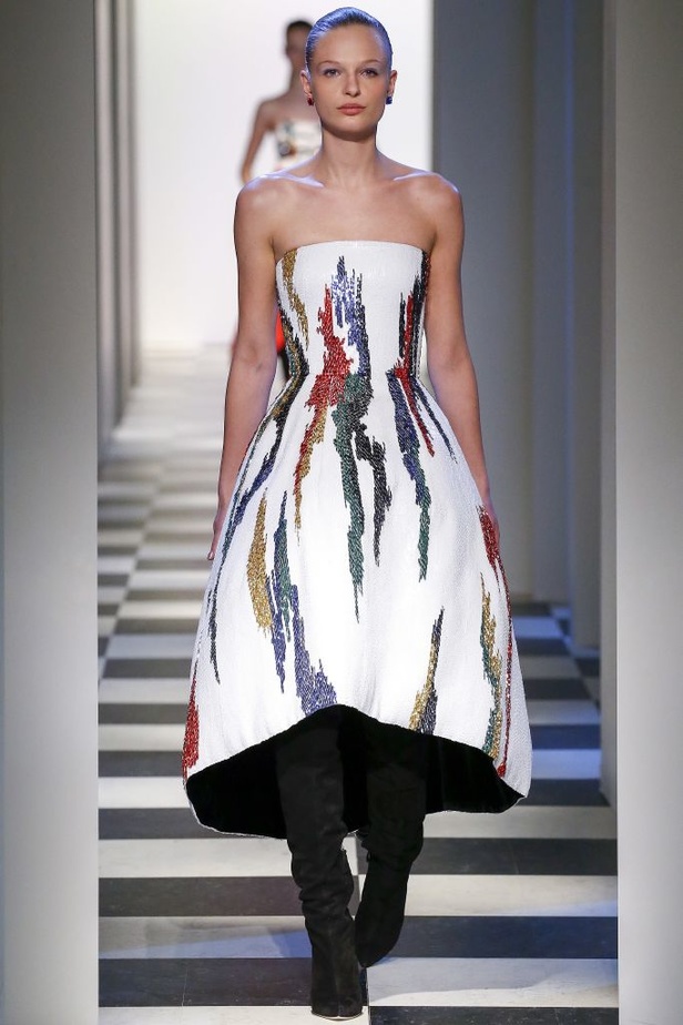 مجموعة اوسكار دي لارنتا لخريف 2017