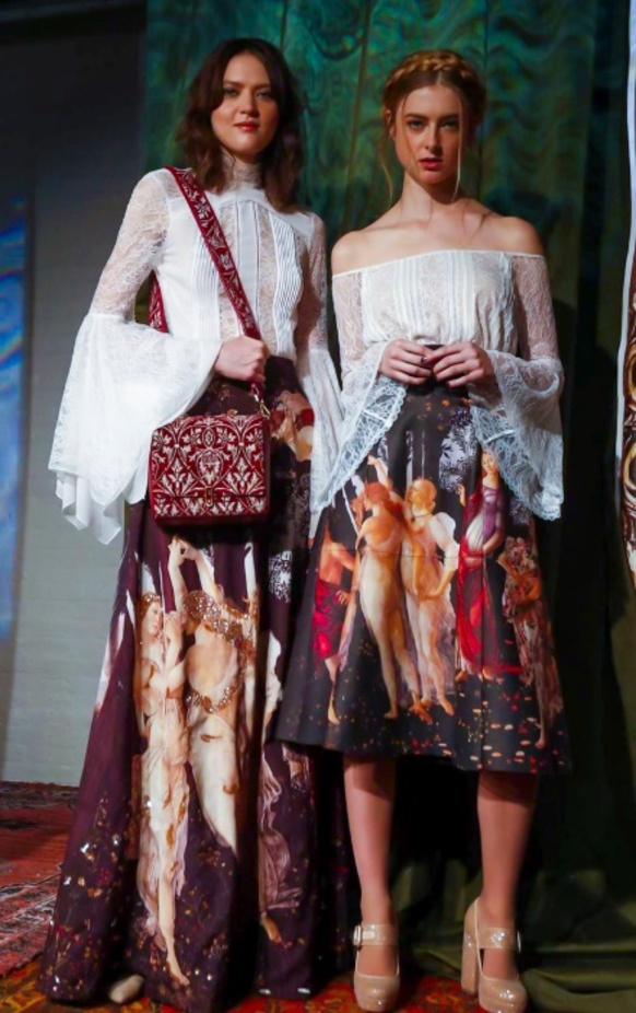 أزياء متعددة الألوان من أليس أند أوليفيا لخريف وشتاء 2017