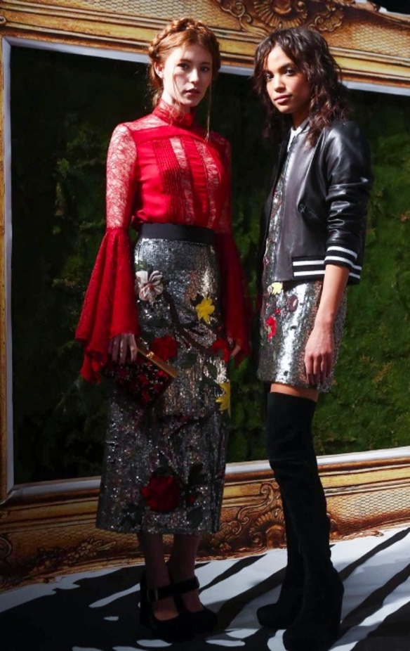 أزياء متعددة الألوان من أليس أند أوليفيا لخريف وشتاء 2017