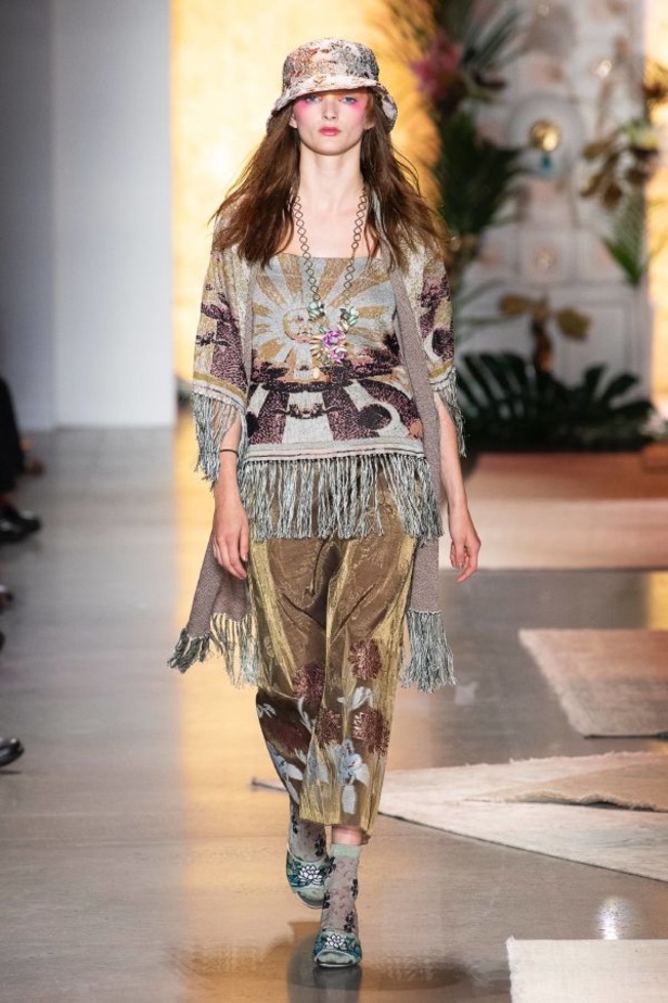 مجموعة Anna Sui للألبسة الجاهزة لربيع 2019