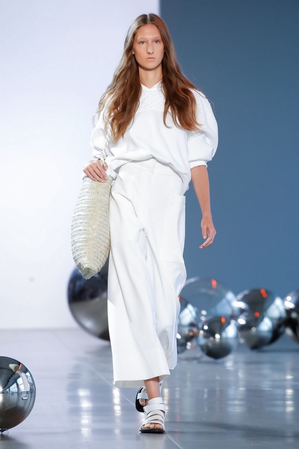 عرض أزياء نون باي نور لموسم ربيع وصيف 2020