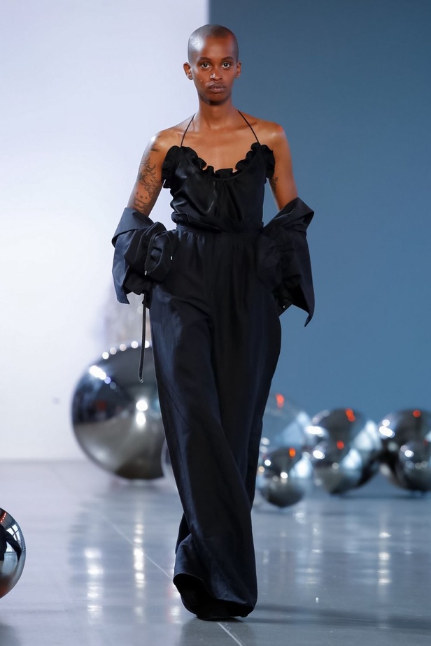 عرض أزياء نون باي نور لموسم ربيع وصيف 2020