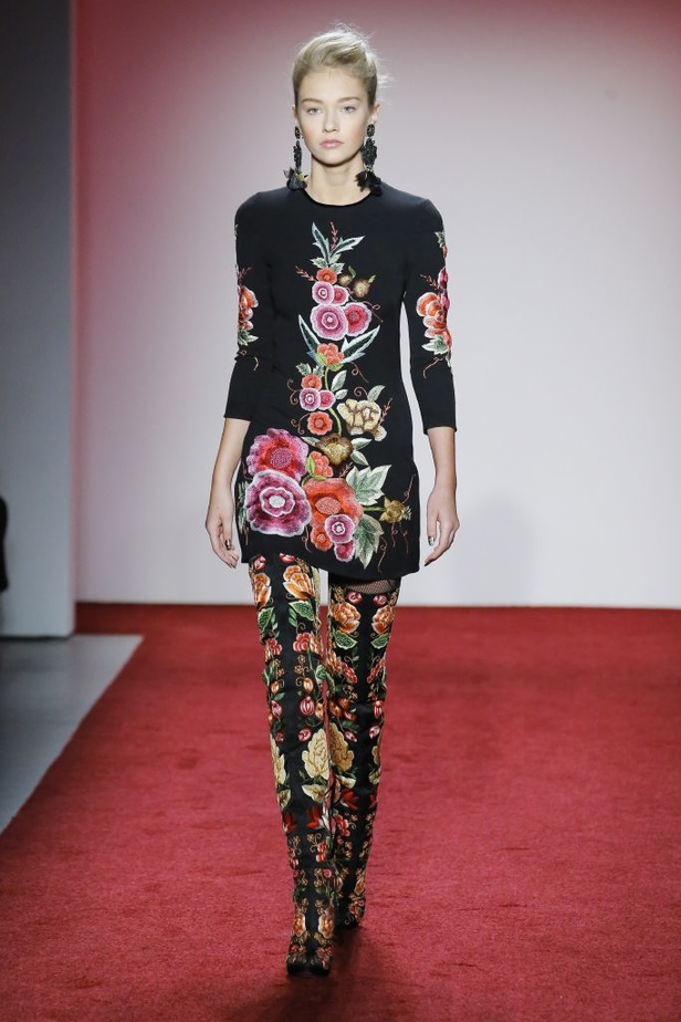 عرض أزياء نعيم خان لخريف وشتاء 2017